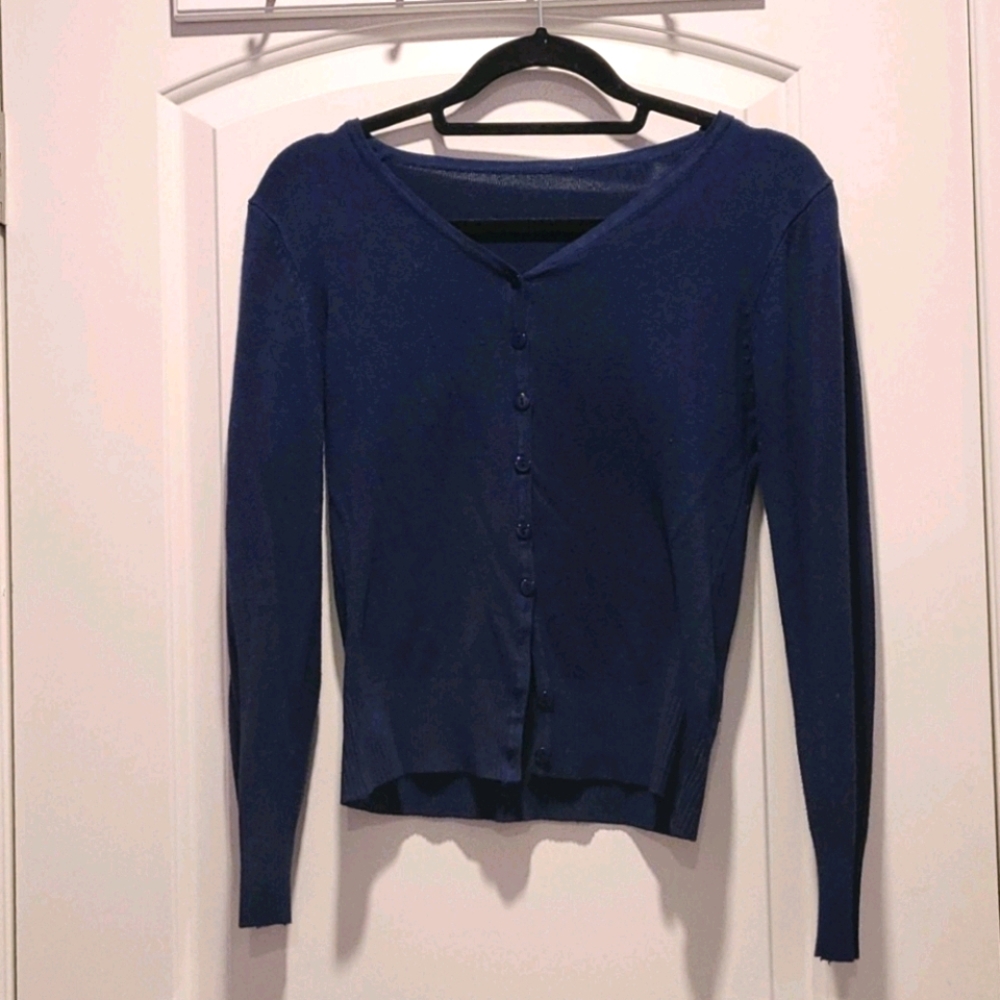 navy blue cardigan 🧥